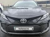 Toyota Camry 2023 года за 15 500 000 тг. в Экибастуз – фото 4