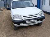 Chevrolet Niva 2004 годаүшін1 300 000 тг. в Актобе – фото 2