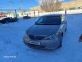 Toyota Camry 2002 годаүшін3 800 000 тг. в Актобе – фото 2