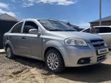 Chevrolet Aveo 2011 года за 1 500 000 тг. в Уральск – фото 2