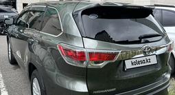 Toyota Highlander 2014 годаfor13 500 000 тг. в Астана – фото 2