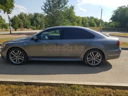 Volkswagen Passat 2018 года за 12 800 000 тг. в Уральск – фото 8