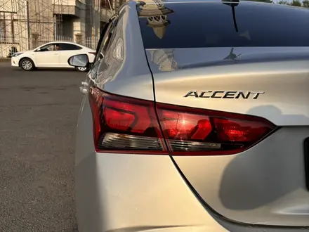 Hyundai Accent 2022 года за 7 900 000 тг. в Алматы – фото 13