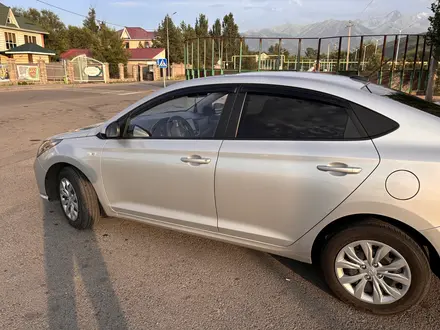 Hyundai Accent 2022 года за 7 900 000 тг. в Алматы – фото 17