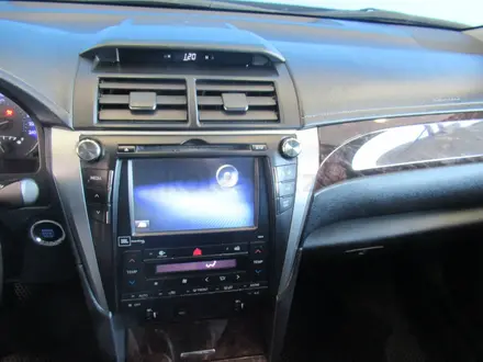 Toyota Camry 2015 года за 8 106 450 тг. в Шымкент – фото 11