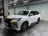 Lexus LX 570 2019 года за 45 000 000 тг. в Шымкент