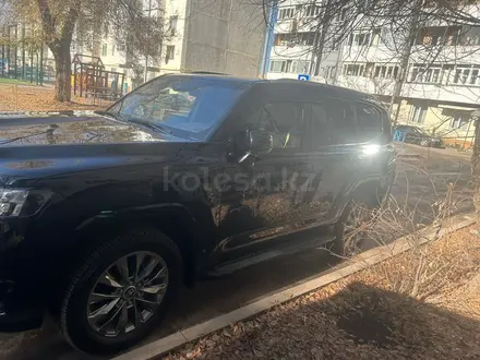 Toyota Land Cruiser 2021 года за 45 000 000 тг. в Алматы – фото 3