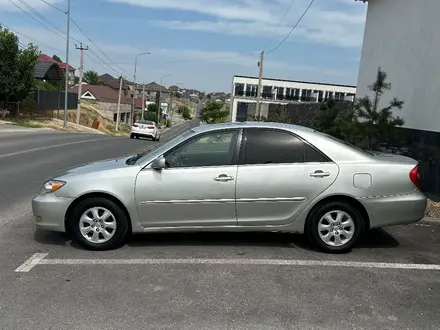 Toyota Camry 2003 года за 4 500 000 тг. в Шымкент – фото 2