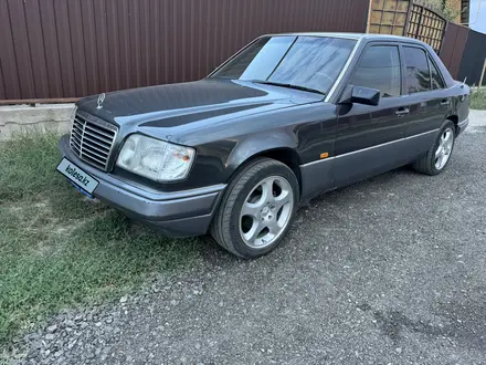 Mercedes-Benz E 280 1995 года за 3 400 000 тг. в Алматы – фото 3