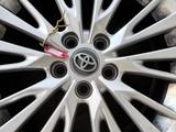 Диски с шинами Toyota Rav4, Camry 225 65 r17 за 325 000 тг. в Алматы – фото 2