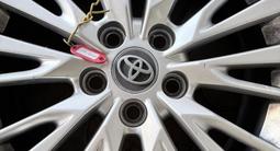 Диски с шинами Toyota Rav4, Camry 225 65 r17 за 325 000 тг. в Алматы – фото 2