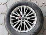 Диски с шинами Toyota Rav4, Camry 225 65 r17 за 325 000 тг. в Алматы