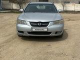 Hyundai Sonata 2006 годаүшін2 400 000 тг. в Актау