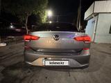 Volkswagen Polo 2021 года за 7 500 000 тг. в Шымкент – фото 2
