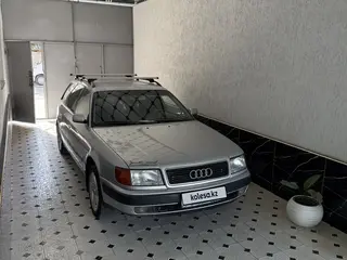 Audi 100