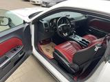 Dodge Challenger 2012 года за 12 500 000 тг. в Актобе – фото 2