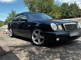 Mercedes-Benz E 320 1996 года за 4 300 000 тг. в Алматы