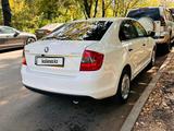 Skoda Rapid 2014 годаүшін3 700 000 тг. в Алматы – фото 2