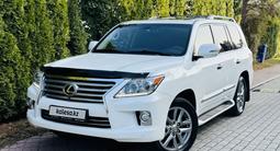 Lexus LX 570 2013 годаfor24 000 000 тг. в Алматы