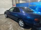 Toyota Camry 1998 годаүшін3 000 000 тг. в Семей – фото 3