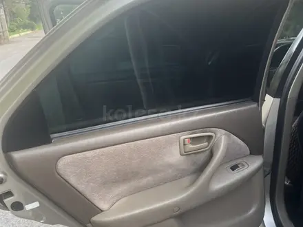 Toyota Camry 1997 года за 3 800 000 тг. в Алматы – фото 13