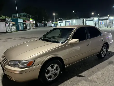 Toyota Camry 1997 года за 3 800 000 тг. в Алматы – фото 9