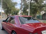 Mercedes-Benz E 220 1995 года за 1 800 000 тг. в Тараз – фото 2