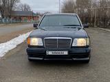Mercedes-Benz E 220 1993 годаfor1 200 000 тг. в Талдыкорган – фото 2