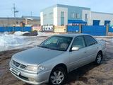 Toyota Carina 2000 года за 3 000 000 тг. в Астана