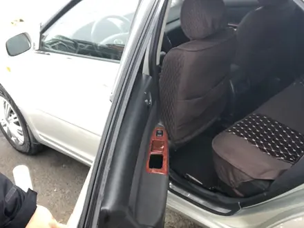Toyota Camry 2004 года за 4 000 000 тг. в Атырау – фото 6