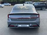 Hyundai Sonata 2022 годаүшін10 750 000 тг. в Уральск – фото 4