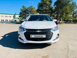 Chevrolet Onix 2024 года за 5 700 000 тг. в Дарьинское – фото 3