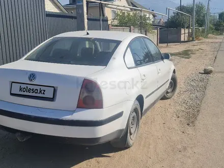 Volkswagen Passat 2002 года за 2 200 000 тг. в Алматы – фото 2