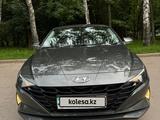Hyundai Elantra 2022 года за 9 600 000 тг. в Алматы – фото 3