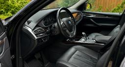 BMW X5 2015 года за 19 500 000 тг. в Актобе – фото 5