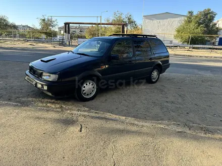 Volkswagen Passat 1992 года за 1 600 000 тг. в Байконыр – фото 3