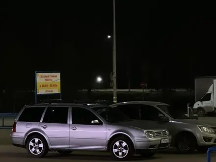 Volkswagen Golf 2001 года за 2 200 000 тг. в Костанай