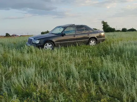 Mercedes-Benz E 230 1991 года за 1 450 000 тг. в Щучинск