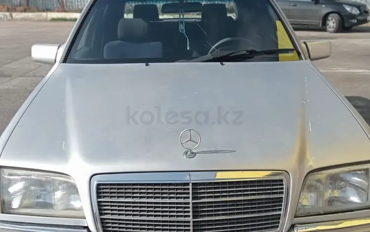 Mercedes-Benz C 220 1994 года за 1 850 000 тг. в Алматы