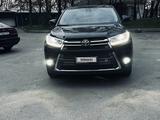 Toyota Highlander 2019 года за 12 000 000 тг. в Алматы