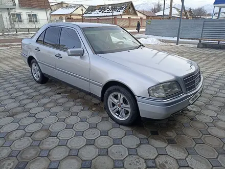 Mercedes-Benz C 180 1996 года за 1 950 000 тг. в Тараз