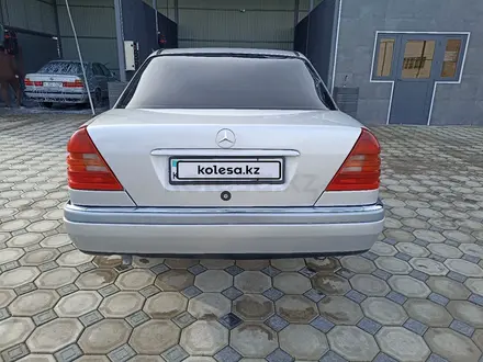 Mercedes-Benz C 180 1996 года за 1 950 000 тг. в Тараз – фото 4