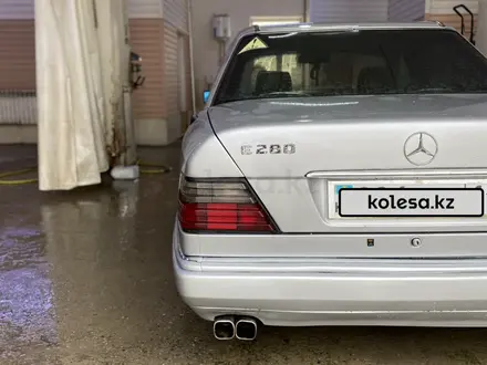 Mercedes-Benz E 280 1993 года за 2 200 000 тг. в Кызылорда – фото 4