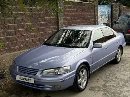 Toyota Camry 1998 года за 3 700 000 тг. в Тараз – фото 5