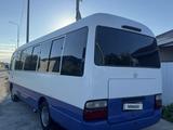 Toyota  Coaster 2009 года за 11 000 000 тг. в Атырау – фото 4
