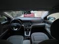 Hyundai Elantra 2020 года за 6 500 000 тг. в Атырау – фото 6