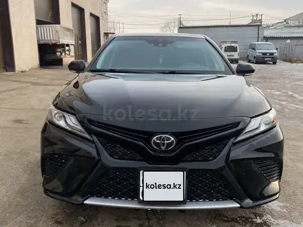 Toyota Camry 2019 года за 14 700 000 тг. в Кокшетау