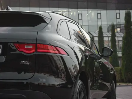 Jaguar F-Pace 2019 года за 21 000 000 тг. в Алматы – фото 15