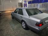 Mercedes-Benz E 220 1995 годаfor2 800 000 тг. в Павлодар – фото 4