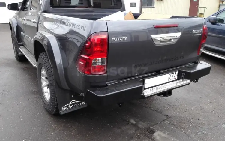 Фаркоп Бампер силовой задний РИФ Toyota Hilux за 290 000 тг. в Алматы